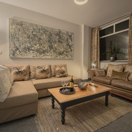 Barnston House - Heswall - Spacious Homely Holiday Home By Rework Accommodation Екстериор снимка