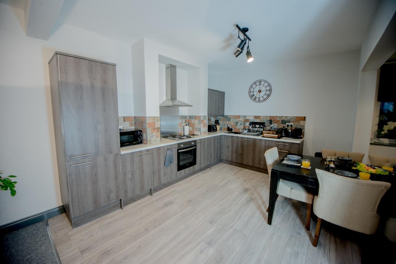 Barnston House - Heswall - Spacious Homely Holiday Home By Rework Accommodation Екстериор снимка