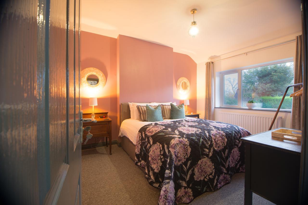 Barnston House - Heswall - Spacious Homely Holiday Home By Rework Accommodation Екстериор снимка